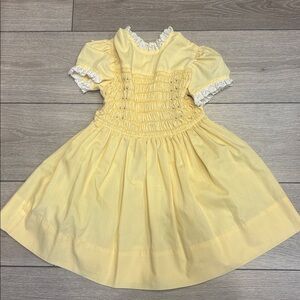 Polly Flinders Hand Smocked Dress size 6